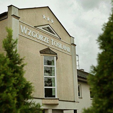 Wzgorze Toskanii Conferences & Restaurant Пжезмерово Екстериор снимка
