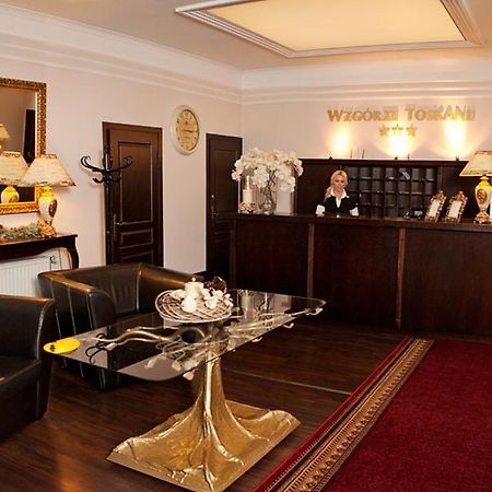 Wzgorze Toskanii Conferences & Restaurant Пжезмерово Екстериор снимка